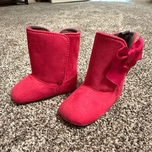 Soft Baby girl infant toddler velour hot pink boots with bows size 3 shoes